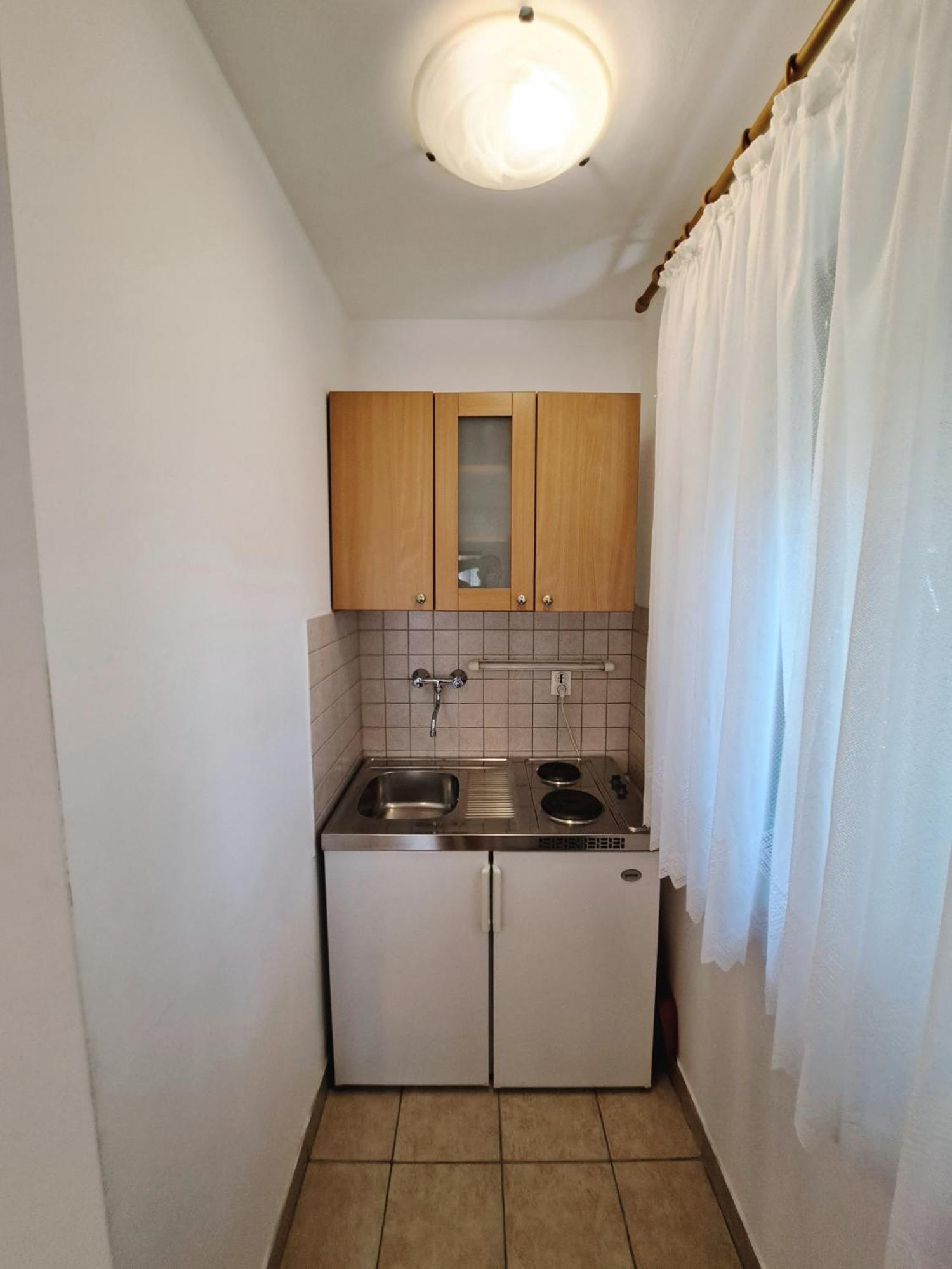 Apartments 1000 Flowers Stari Grad  Chambre photo