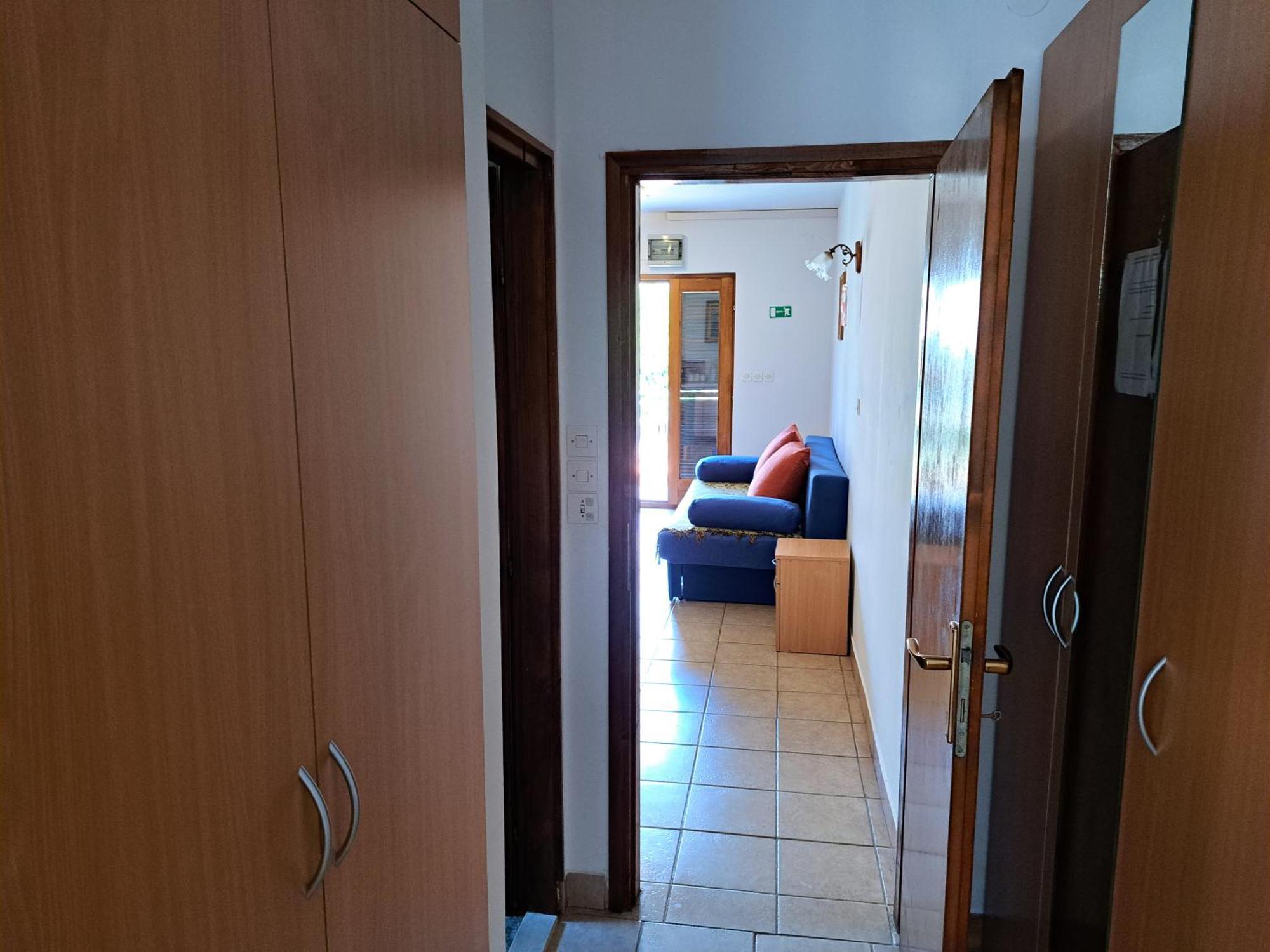 Apartments 1000 Flowers Stari Grad  Chambre photo