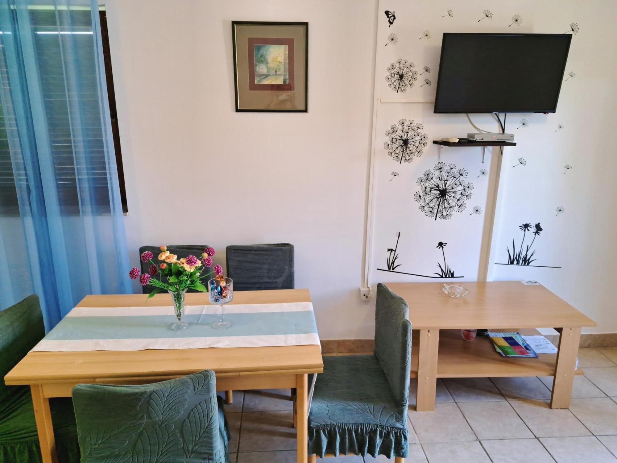 Apartments 1000 Flowers Stari Grad  Chambre photo